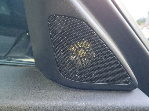 Used 2025 Land Rover Range Rover Velar Dynamic SE image 41