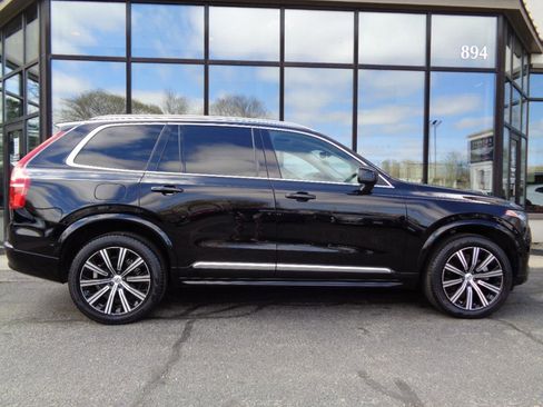Used 2023 Volvo XC90 B6 Plus AWD/4WD image 4