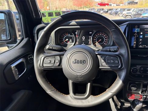 Used 2024 Jeep Gladiator Mojave image 23