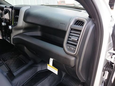 New 2026 RAM 3500 Tradesman AWD/4WD image 24