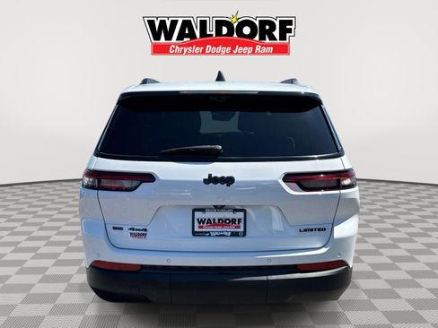 Used 2023 Jeep Grand Cherokee L Limited w/ Luxury Tech Group II image 5