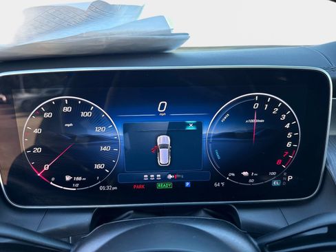 Certified 2025 Mercedes-Benz GLC 350e 4MATIC image 30