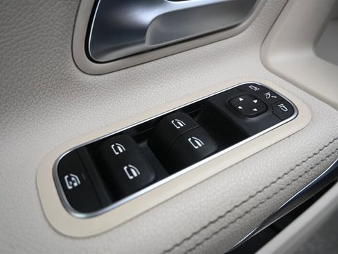 Used 2020 Mercedes-Benz A 220 image 17