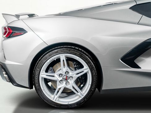 Used 2023 Chevrolet Corvette Stingray Coupe w/ Z51 Performance Package image 8