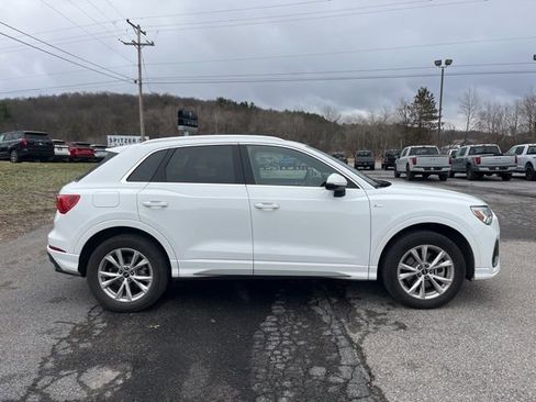 Used 2025 Audi Q3 2.0T Premium image 4
