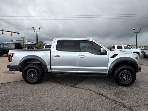 Used 2019 Ford F150 Raptor w/ Equipment Group 802A Luxury AWD/4WD image 6
