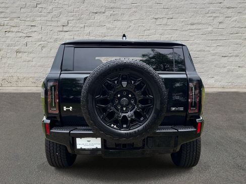 Used 2024 GMC Hummer EV 2X w/ LPO, Illumination Package AWD/4WD image 6