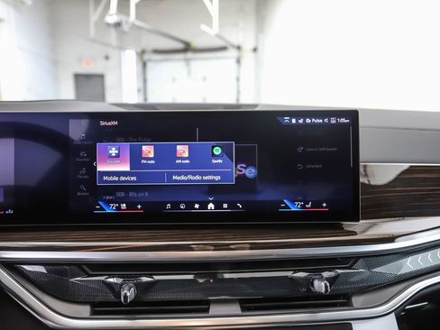 New 2026 BMW X5 xDrive40i w/ M Sport Package image 16