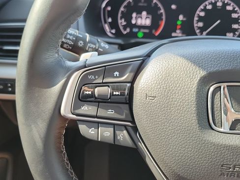 Used 2021 Honda Accord Touring image 20