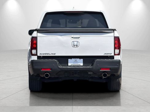 Used 2023 Honda Ridgeline RTL-E image 7