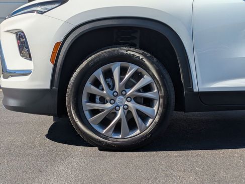 New 2026 Buick Enclave Preferred w/ Power Package image 8