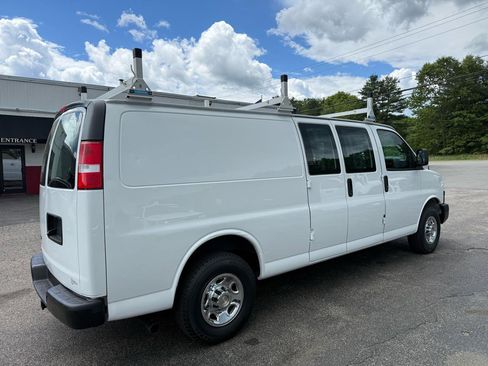 Used 2020 Chevrolet Express 2500 Extended w/ Enhanced Convenience Package RWD image 11