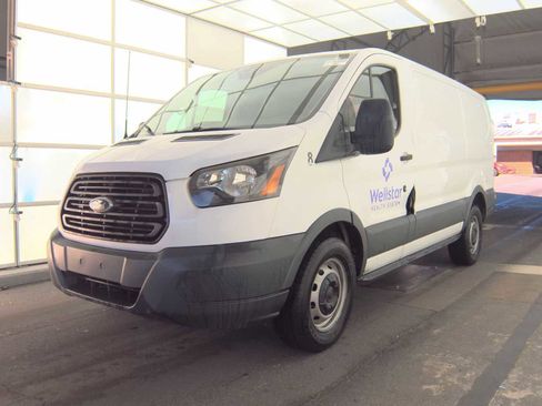 Used 2017 Ford Transit 150 image 2