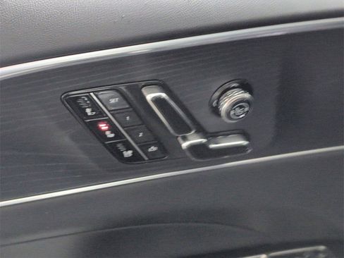 Used 2026 Cadillac Lyriq V image 20