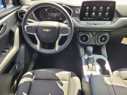 New 2025 Chevrolet Blazer LT image 17