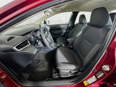 Used 2022 Toyota Corolla LE FWD image 13
