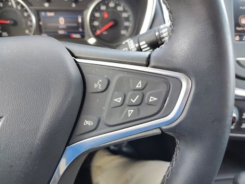 Used 2023 Chevrolet Equinox LT image 25