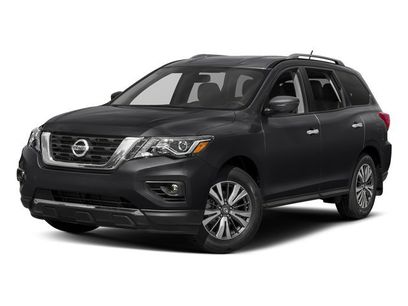 Used 2017 Nissan Pathfinder SV