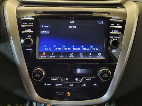 Used 2017 Nissan Murano SV w/ Premium Plus Package image 25