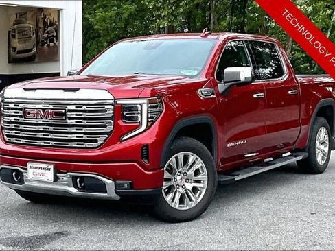Used 2023 GMC Sierra 1500 Denali w/ Technology Package AWD/4WD image 1