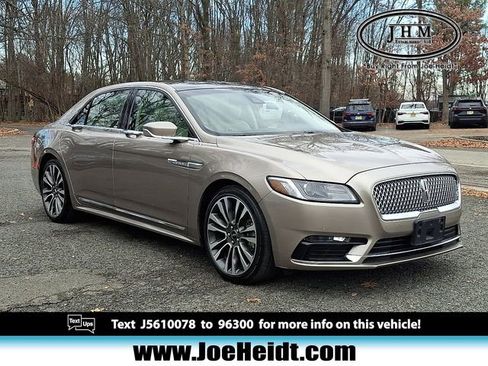 Used 2018 Lincoln Continental Select w/ Continental Climate Package image 1