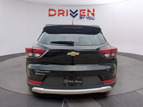 New 2026 Chevrolet TrailBlazer LT w/ Convenience Package image 3