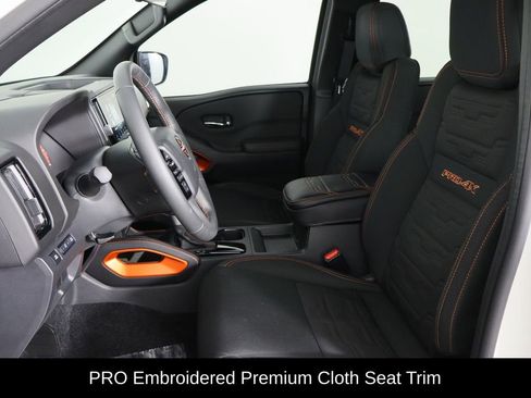 Used 2025 Nissan Frontier PRO-4X w/ Interior Protection Package image 16