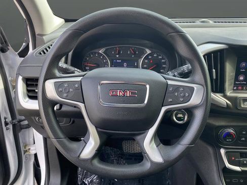Used 2022 GMC Terrain SLE w/ Driver Convenience Package image 22