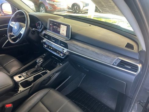 Used 2020 Kia Telluride EX AWD/4WD image 22
