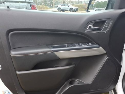 Used 2021 GMC Canyon AT4 image 19