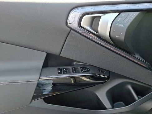 New 2026 BMW X3 xDrive30 image 9