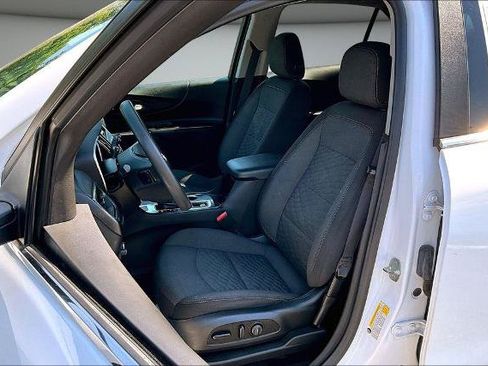 Used 2021 Chevrolet Equinox LT AWD/4WD image 21