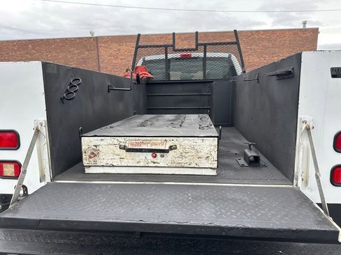 Used 2020 Ford F250 XL w/ Power Equipment Group image 5