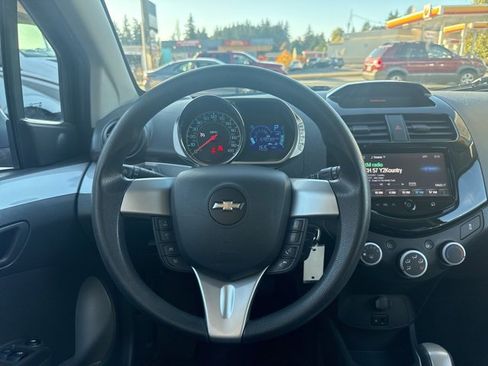 Used 2015 Chevrolet Spark LT image 9