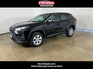 Used 2024 Toyota RAV4 LE video 1