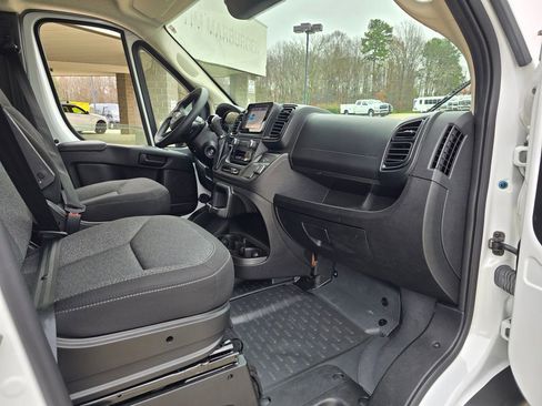 Used 2023 RAM ProMaster 2500 image 31
