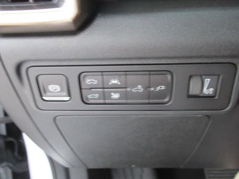 New 2025 GMC Hummer EV 3X image 24