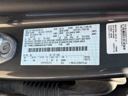 Used 2025 Ford Escape ST-Line AWD/4WD image 29