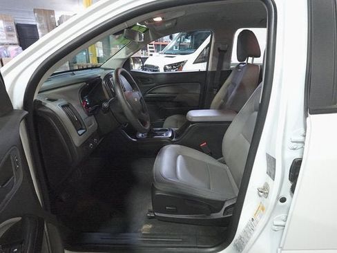Used 2022 Chevrolet Colorado W/T image 9