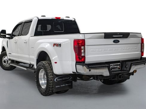 Used 2020 Ford F350 Lariat w/ Lariat Value Package image 8