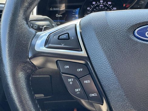 Used 2019 Ford Edge SEL w/ Equipment Group 201A AWD/4WD image 22