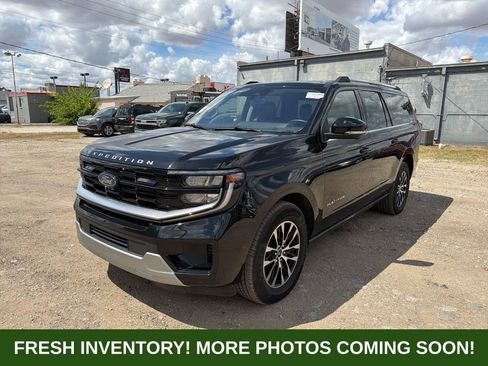 Used 2025 Ford Expedition Max Platinum image 3