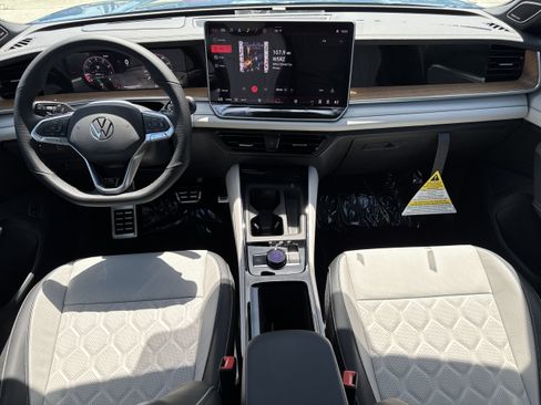 New 2026 Volkswagen Tiguan SEL R-Line AWD/4WD image 13