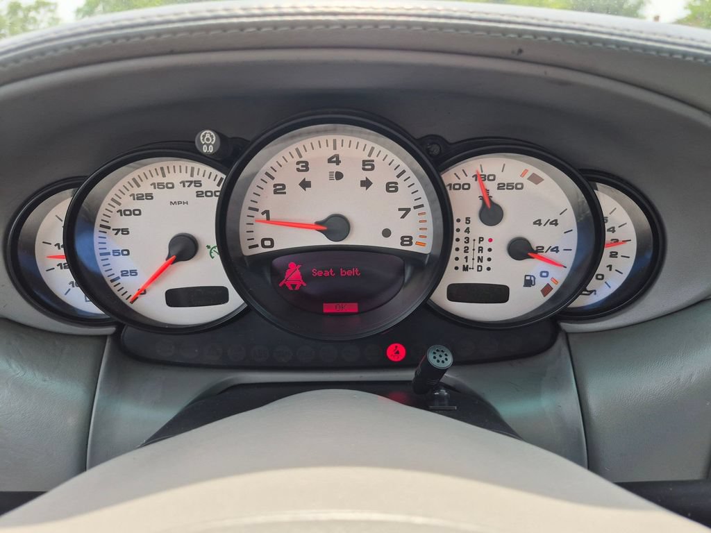 Used 2004 Porsche 911 Carrera RWD image 14
