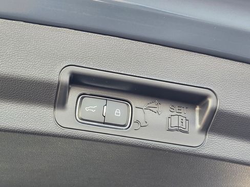 New 2026 Ford Explorer ST-Line w/ ST-Line Street Pack image 16