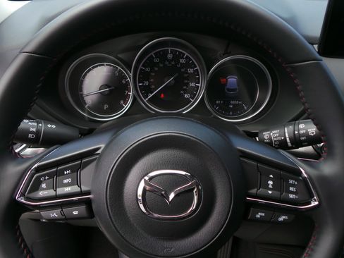 Certified 2025 MAZDA CX-5 Carbon Edition AWD/4WD image 9