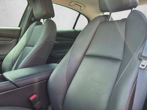 Used 2023 MAZDA MAZDA3 s FWD image 10