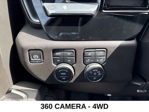 Used 2025 Chevrolet Silverado 2500 LTZ w/ LTZ Convenience Package AWD/4WD image 7