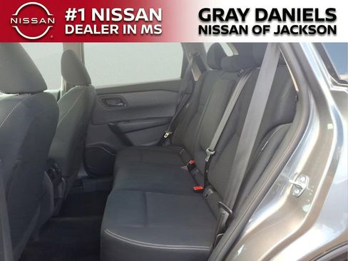 Used 2024 Nissan Rogue S FWD image 26