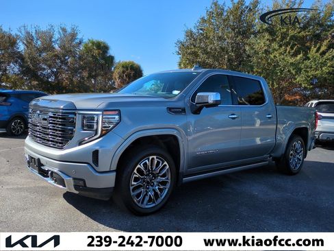 Used 2024 GMC Sierra 1500 Denali Ultimate image 9